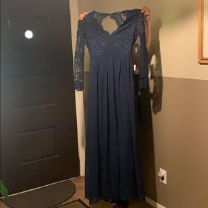 Navy blue long sleeve lace maxi dress